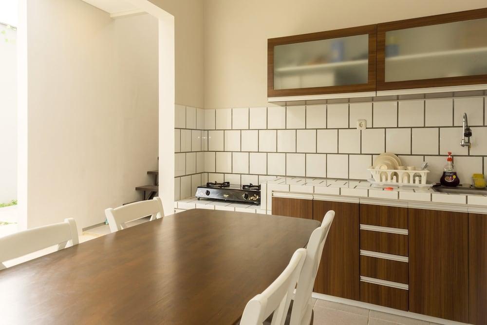 Oyo 367 Ridha Residence Bandung Kültér fotó